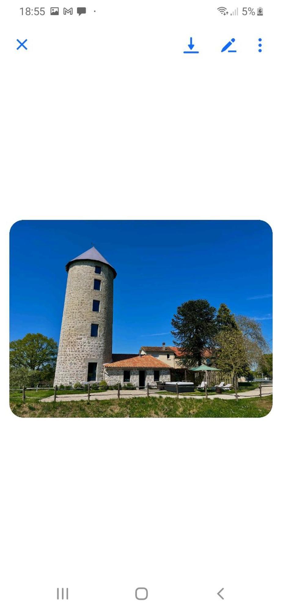Neuvy-Bouin Loue Ancien Moulin A Vent Avec Piscine Et Jacuzziヴィラ エクステリア 写真